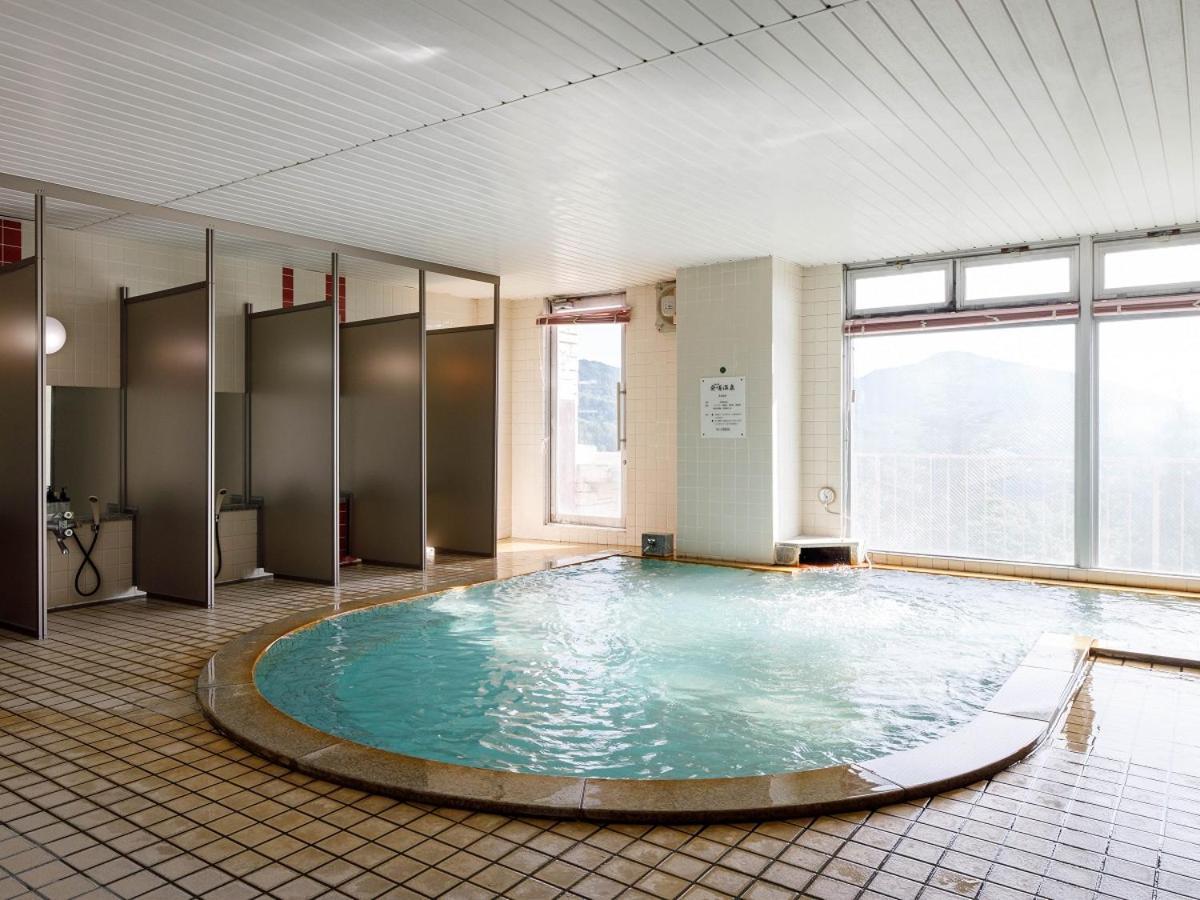 Hotel Iwasuge Yamanouchi  Exteriör bild
